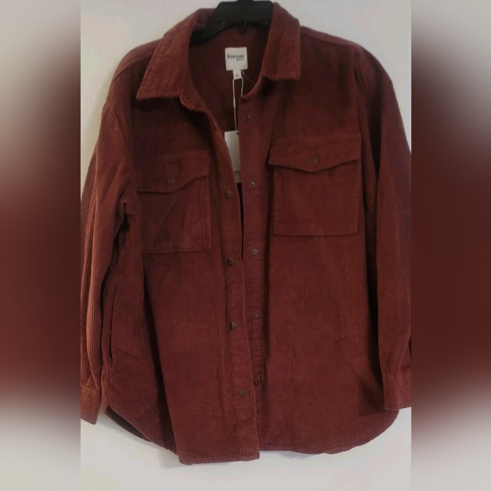 SOLD Kensie Jeans Corduroy Button Up Jacket With Pockets. Size L. New